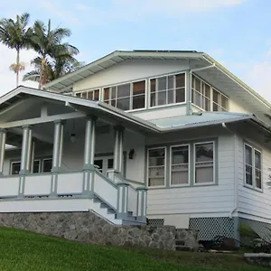 old-hawaiian-b-and-b.hotelsinhawaii.org/